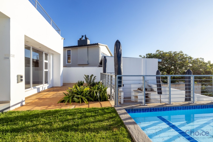 5 Bedroom Property for Sale in Jeffreys Bay Central Eastern Cape
